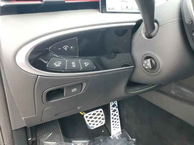 2026 Genesis GV70 3.5T Sport Advanced