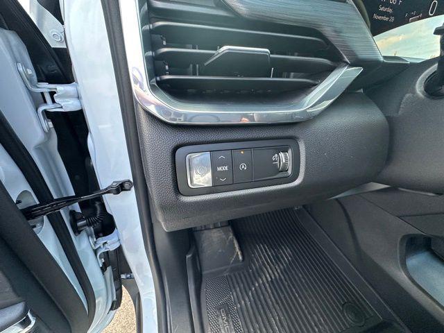 2026 GMC Acadia Elevation FWD