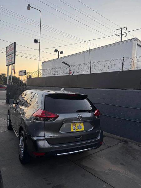 2018 Nissan Rogue S
