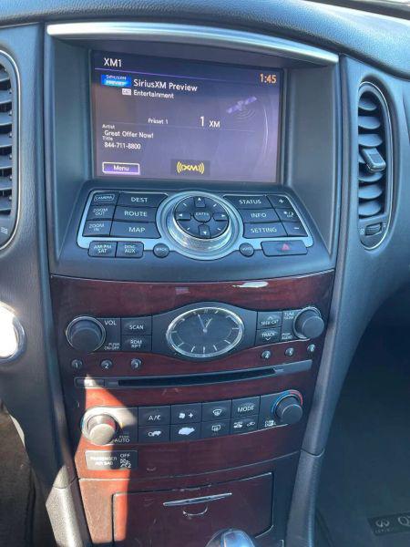 2016 INFINITI QX50 Base