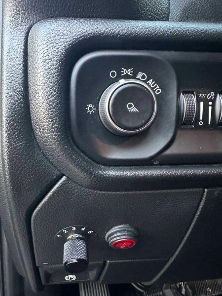 2019 Ram 3500 Tradesman Crew Cab 4x4 8' Box