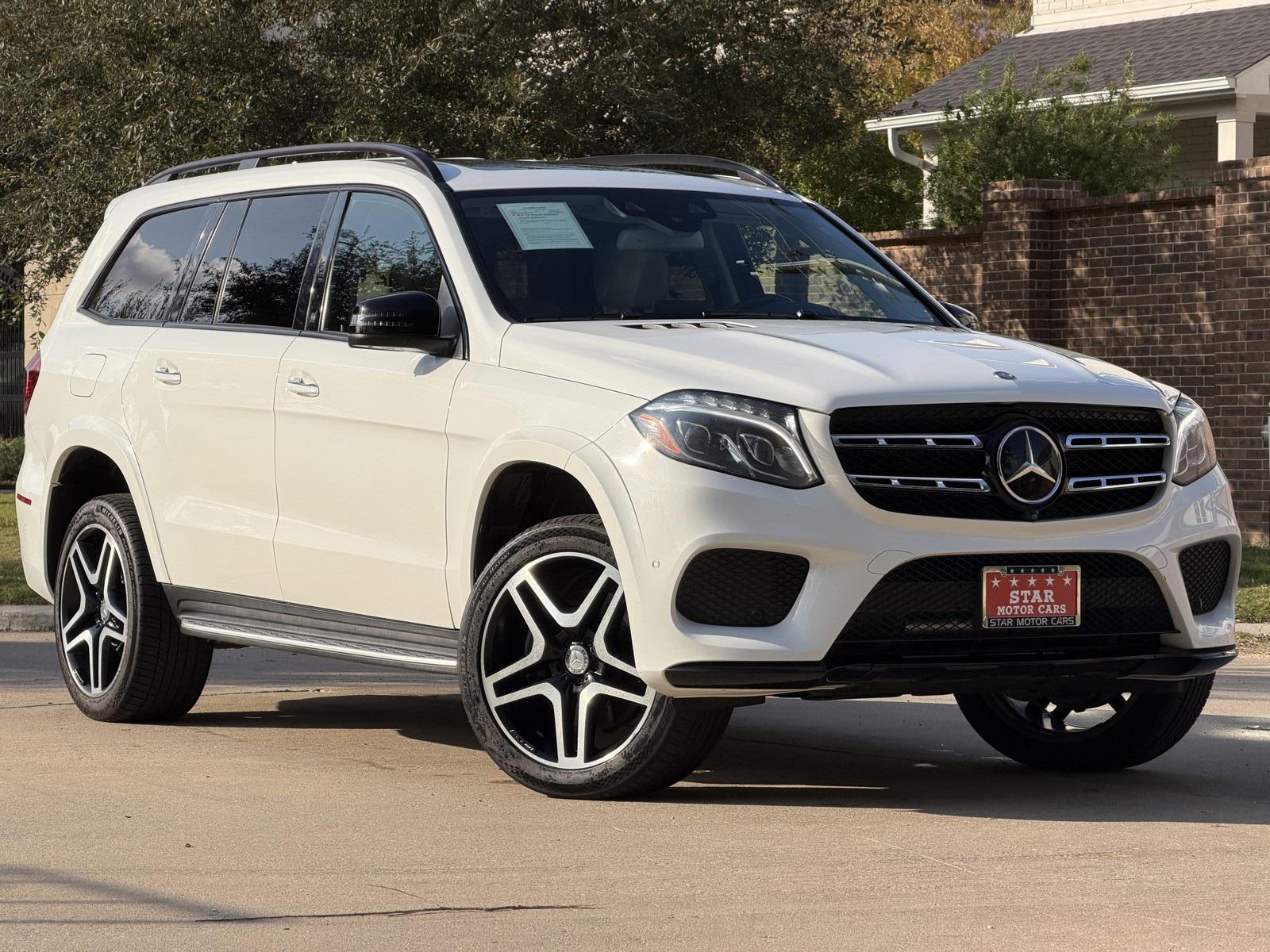 2017 Mercedes-Benz GLS-Class GLS550's photo