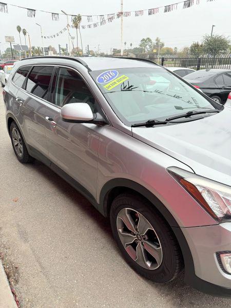 2016 Hyundai Santa Fe SE
