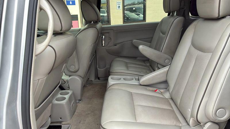 2016 Nissan Quest SL