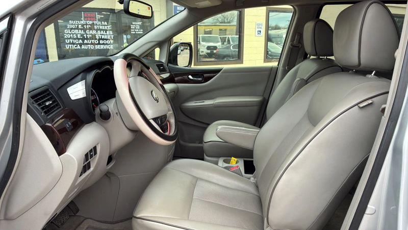 2016 Nissan Quest SL