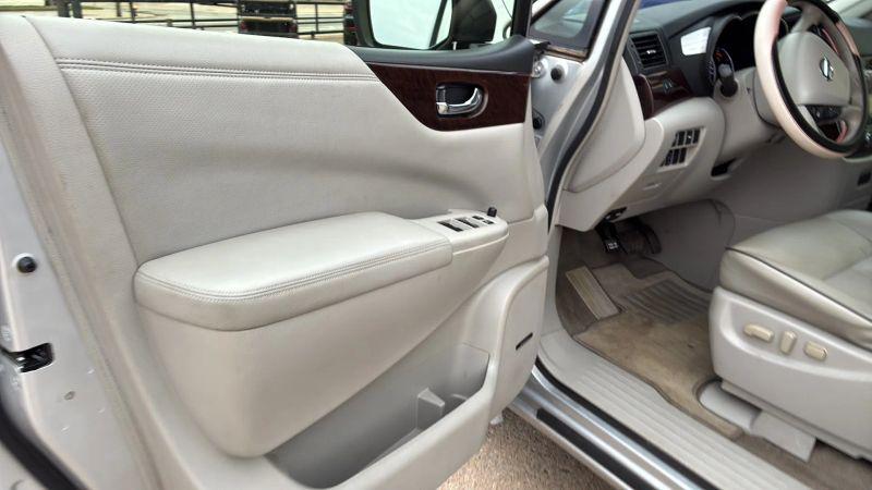 2016 Nissan Quest SL