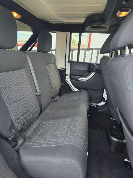2012 Jeep Wrangler Unlimited Sahara