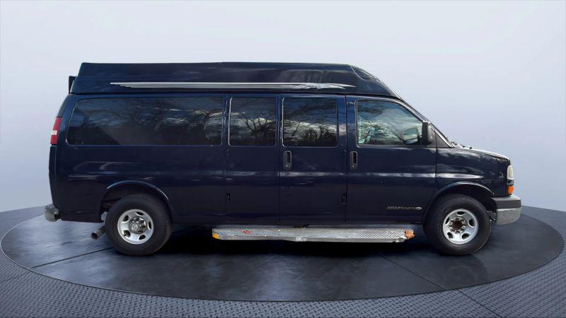 2010 Chevrolet Express LT