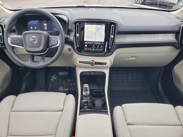 2026 Volvo XC40 B5 Plus