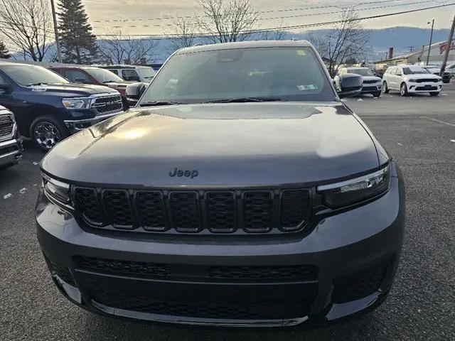 2025 Jeep Grand Cherokee L Altitude X 4x4
