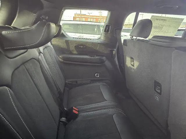 2025 Jeep Grand Cherokee L Altitude X 4x4