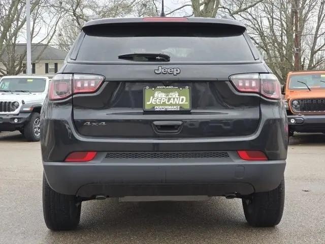 2026 Jeep Compass Latitude Altitude