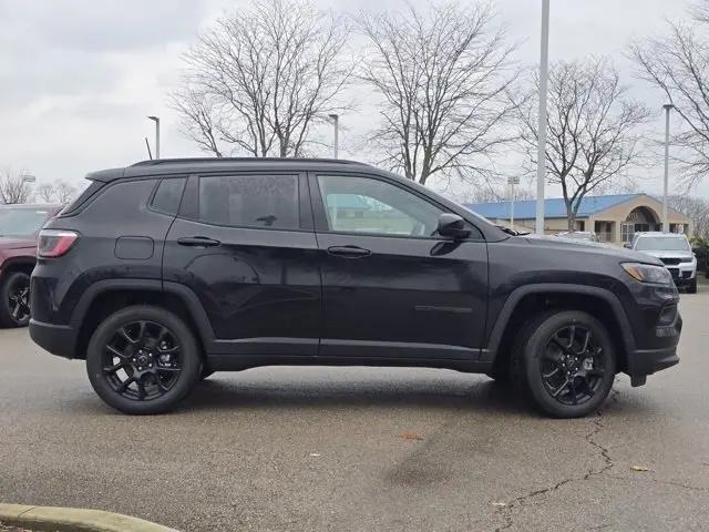 2026 Jeep Compass Latitude Altitude