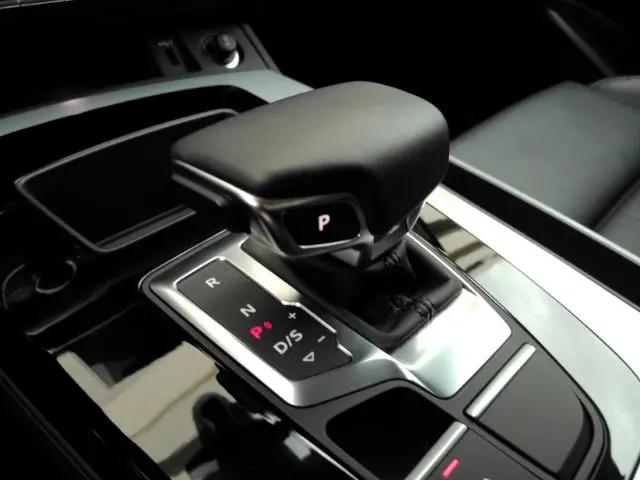 2024 Audi Q5 Premium 45 TFSI S line quattro