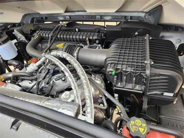 2025 Chevrolet 4500HD 1LT