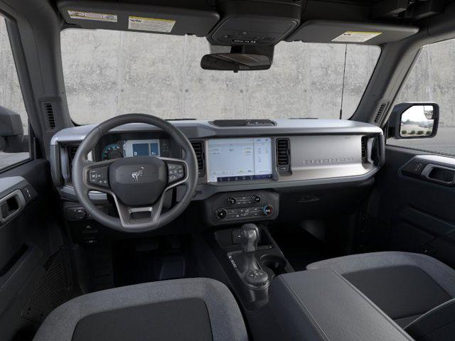 2025 Ford Bronco Base 4 Door 4x4