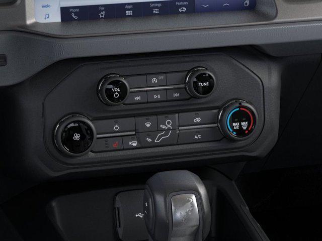 2025 Ford Bronco Base 4 Door 4x4