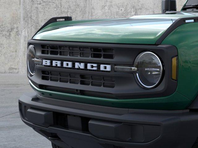 2025 Ford Bronco Base 4 Door 4x4