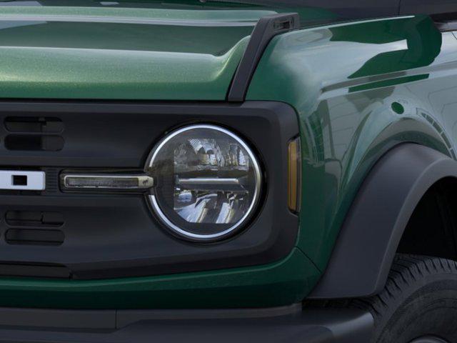 2025 Ford Bronco Base 4 Door 4x4