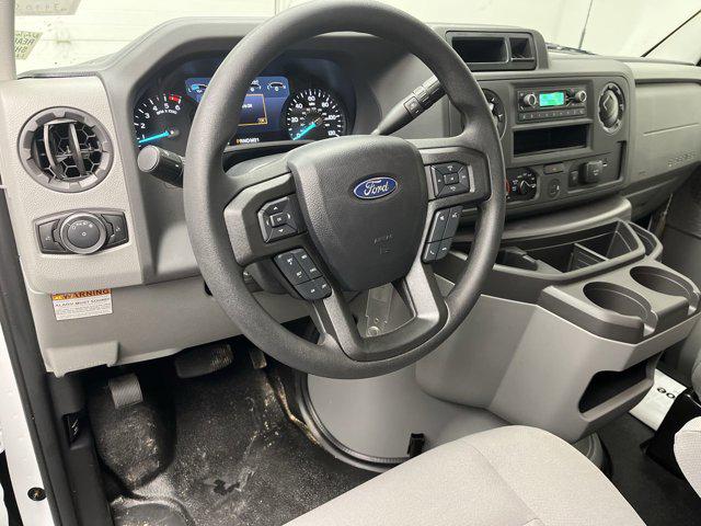 2026 Ford E-350 Cutaway Base