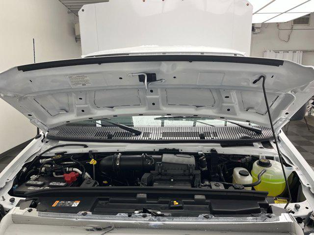 2026 Ford E-350 Cutaway Base