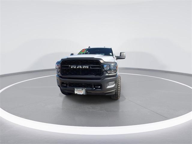 2023 RAM 2500 Tradesman Crew Cab 4x4 8 Box 2023 RAM 2500 Tradesman Crew Cab 4x4 8 Box