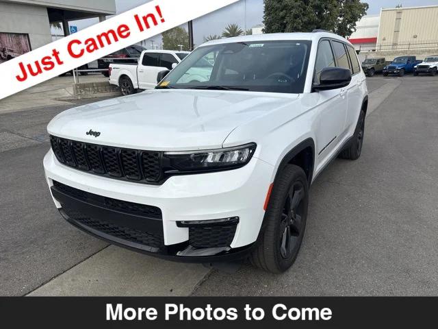 2023 Jeep Grand Cherokee L Limited 4x2 2023 Jeep Grand Cherokee L Limited 4x2