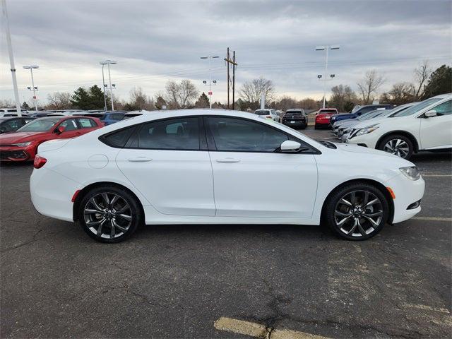 2015 Chrysler 200 S 2015 Chrysler 200 S