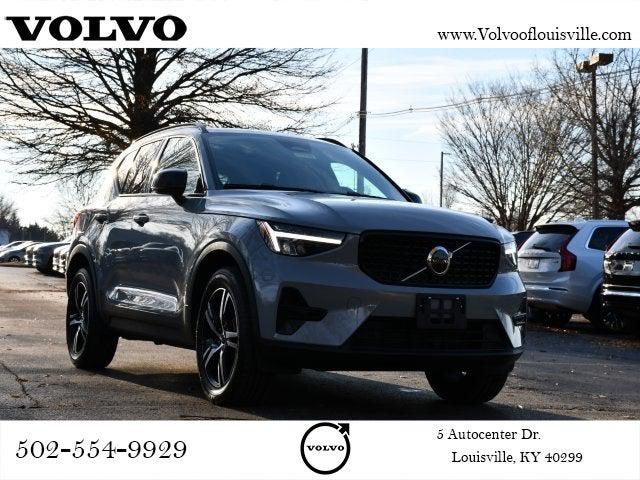 2024 Volvo XC40 B5 Core