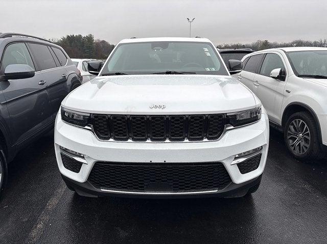 2023 Jeep Grand Cherokee Limited 4x4 2023 Jeep Grand Cherokee Limited 4x4