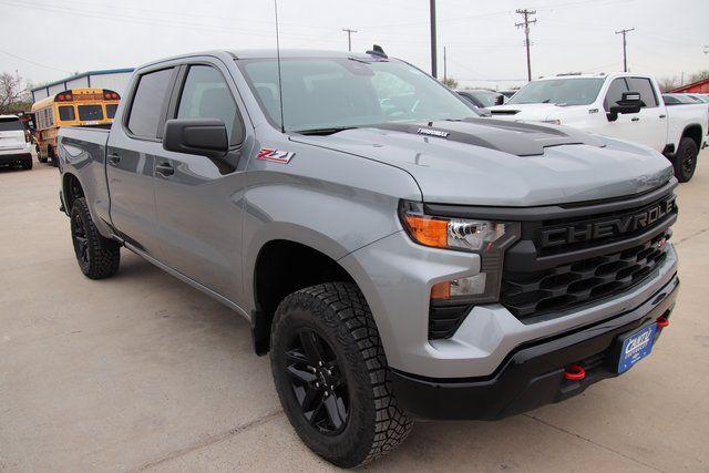 2026 Chevrolet Silverado 1500 4WD Crew Cab Standard Bed Custom Trail Boss