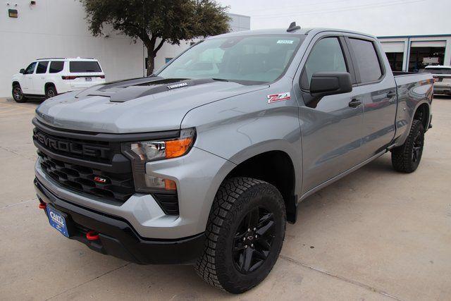 2026 Chevrolet Silverado 1500 4WD Crew Cab Standard Bed Custom Trail Boss