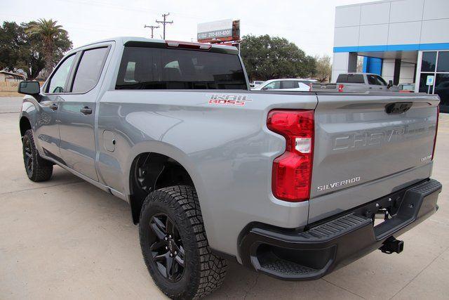 2026 Chevrolet Silverado 1500 4WD Crew Cab Standard Bed Custom Trail Boss