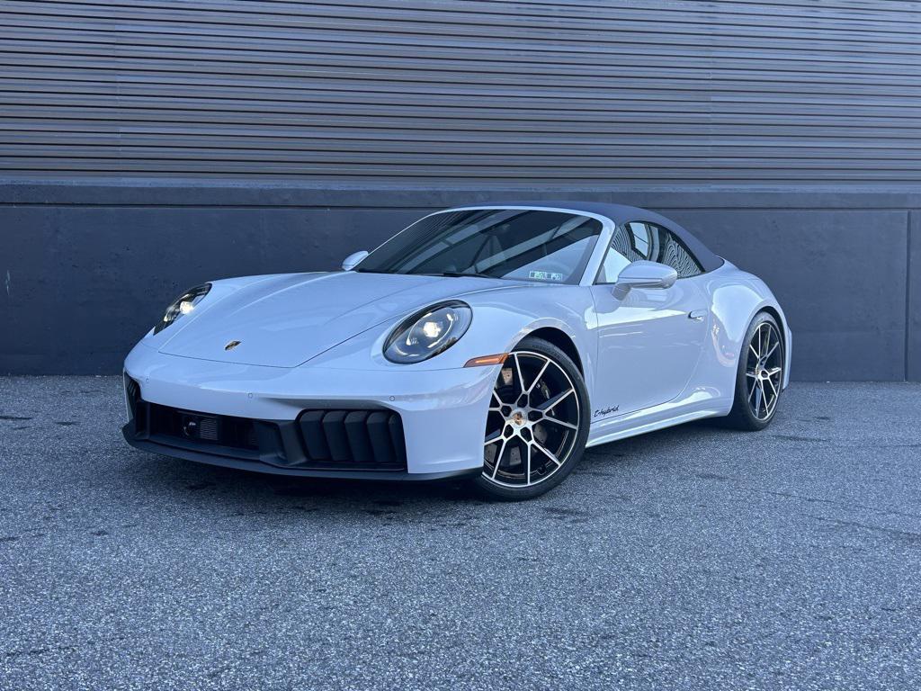 2026 Porsche 911 GTS's photo