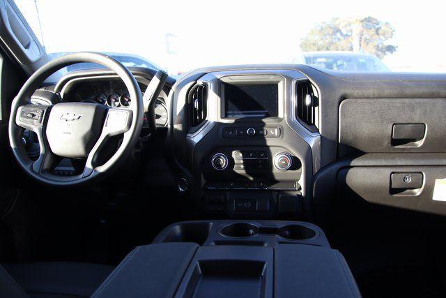 2025 Chevrolet Silverado 3500HD Work Truck