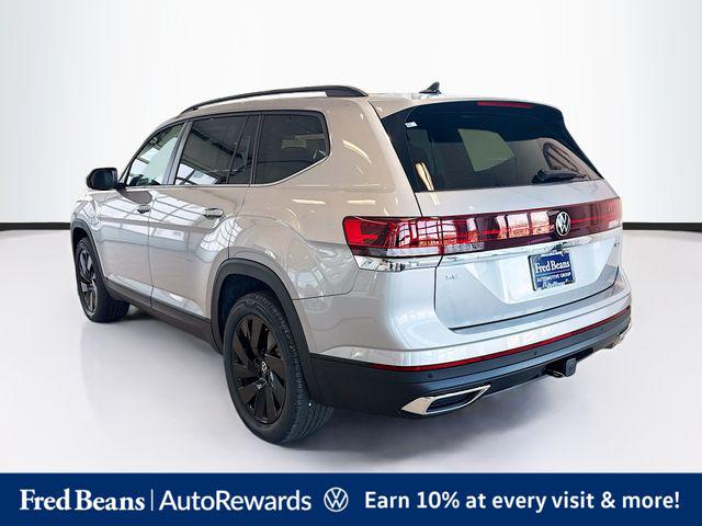 2026 Volkswagen Atlas SE with Technology