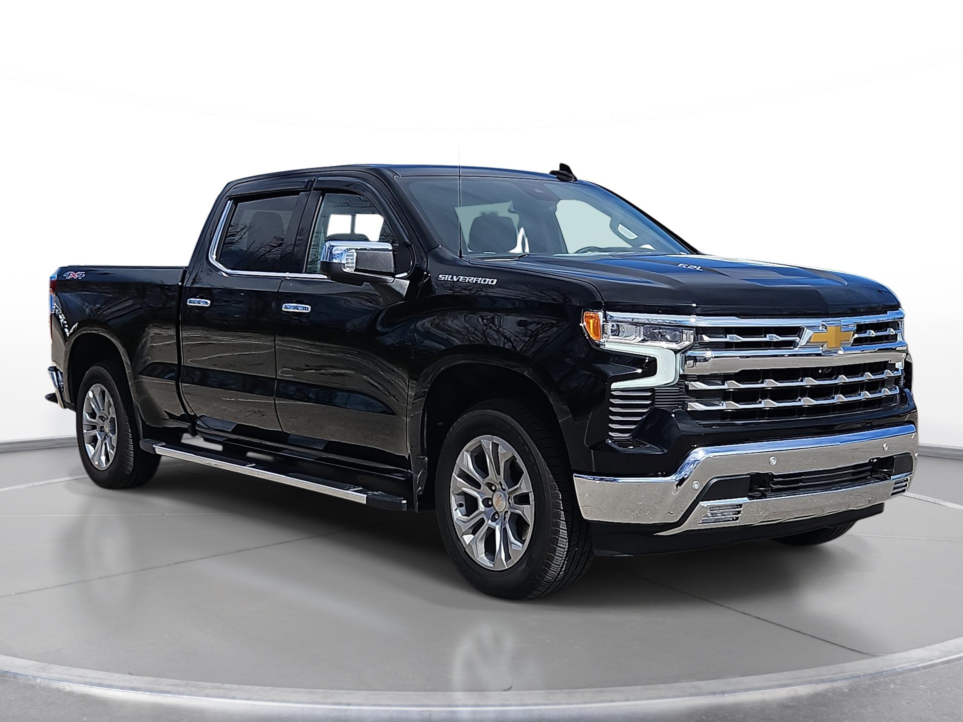 2025 Chevrolet Silverado 1500 LTZ Crew Cab 4WD