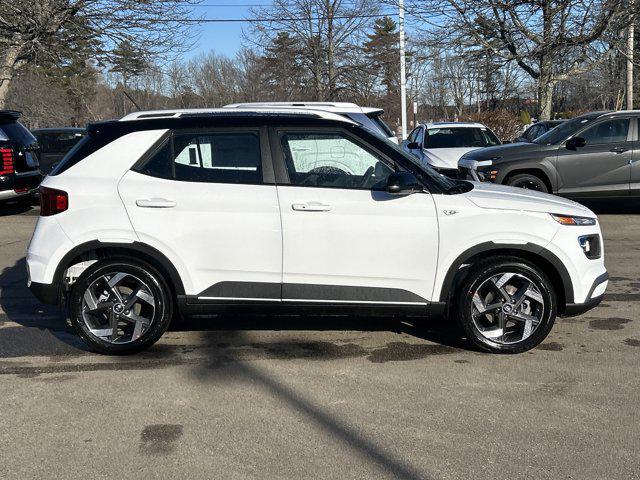 2026 Hyundai Venue SEL w/Two-Tone Roof
