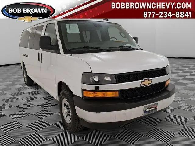 2024 Chevrolet Express Passenger RWD 3500 Extended Wheelbase LT for sale in Urbandale, IA