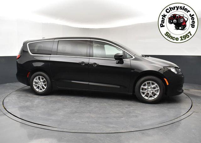 2026 Chrysler Voyager VOYAGER LX