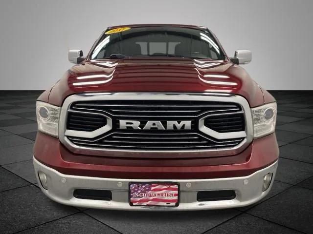 2017 RAM 1500 Limited Crew Cab 4x4 57 Box