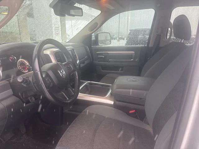 2017 RAM 1500 Big Horn Crew Cab 4x4 57 Box