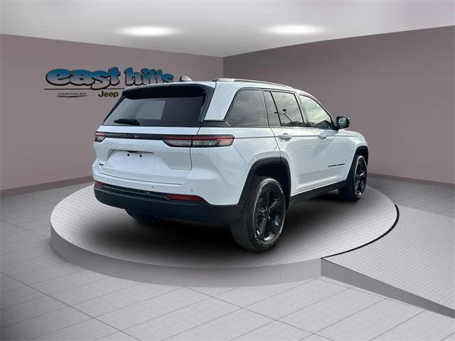 2023 Jeep Grand Cherokee Altitude 4x4