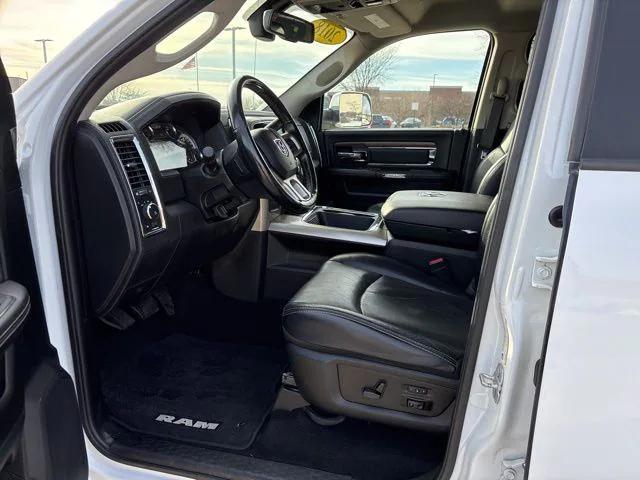 2018 RAM 2500 Laramie Crew Cab 4x4 64 Box