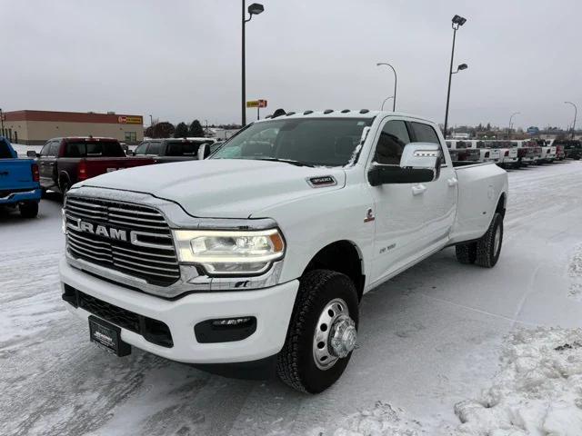 2024 RAM 3500 Laramie Crew Cab 4x4 8 Box