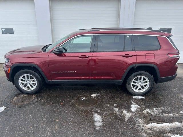 2023 Jeep Grand Cherokee L Laredo 4x4 2023 Jeep Grand Cherokee L Laredo 4x4