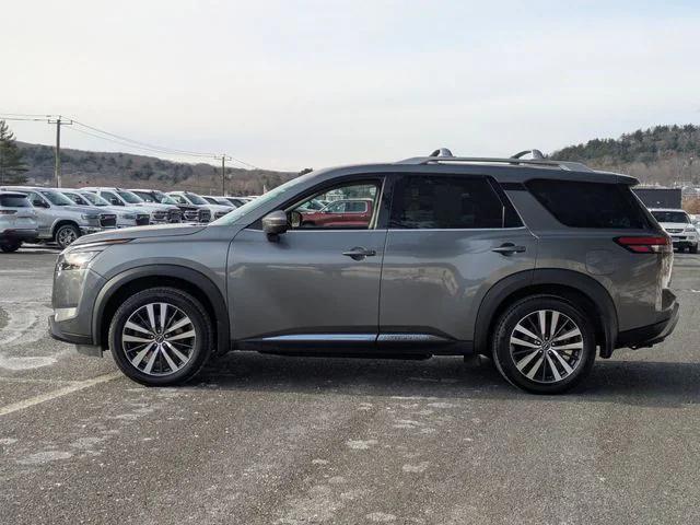 2022 Nissan Pathfinder Platinum 4WD
