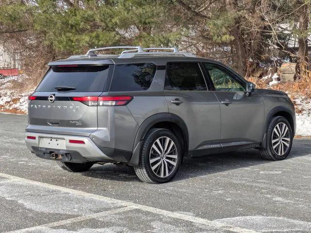 2022 Nissan Pathfinder Platinum 4WD