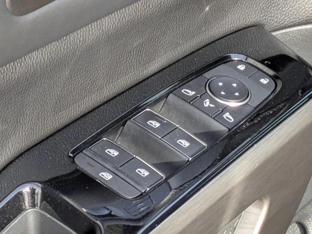2022 Nissan Pathfinder Platinum 4WD