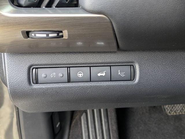 2022 Nissan Pathfinder Platinum 4WD